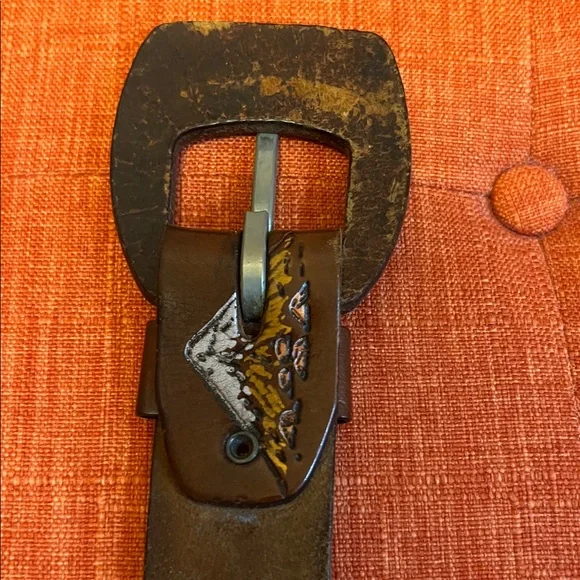 Vintage Canary Islands Leather Belt - Picture 9 of 10